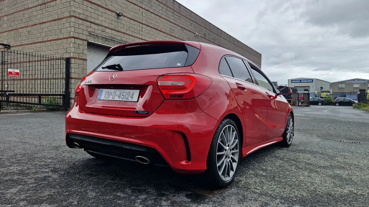 MERCEDES BENZ A CLASS 180 AUTOMATIC - Image 4