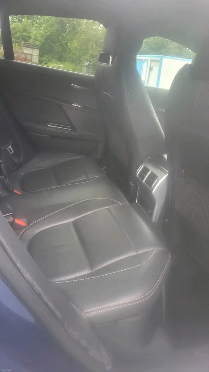 Car - Image 6