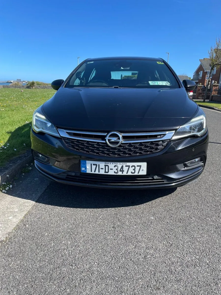 Opel Astra SRI 1.6 CDTI 110 PS Diesel 2017 - Image 1