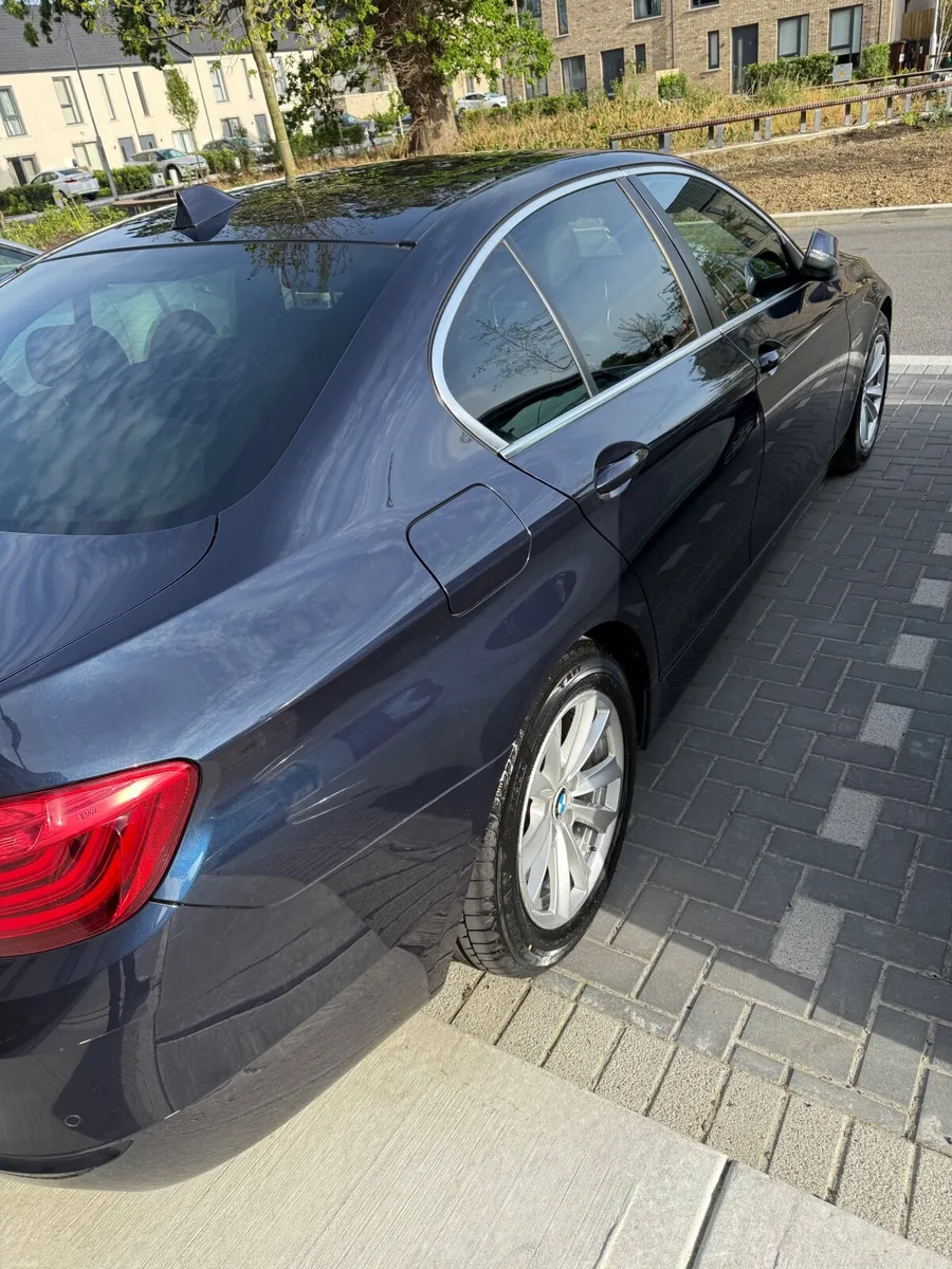 BMW 5-Series 2015 - Image 3