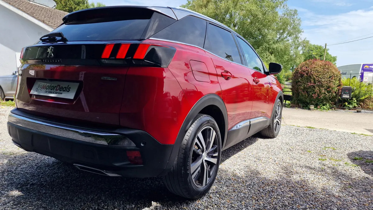 Peugeot 30081.5 BlueHDi 130bhp GT Line - Image 4