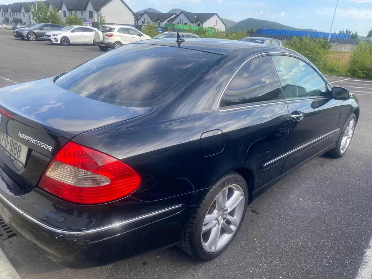 Mercedes-Benz CLK 2007 - Image 4