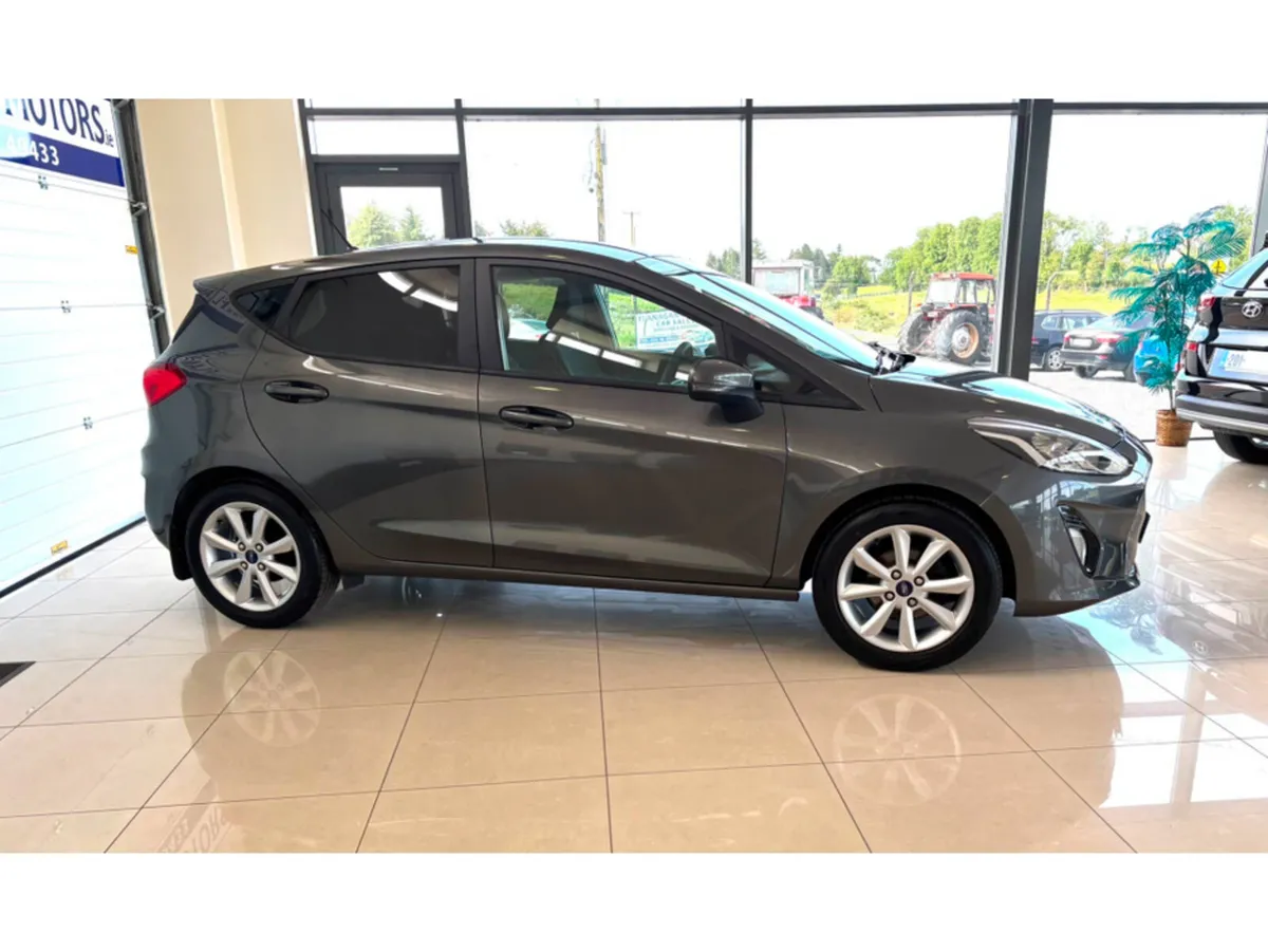 Ford Fiesta ZETEC 1.10  70PS 5SPEED  5DR ONLY 38,0 - Image 5