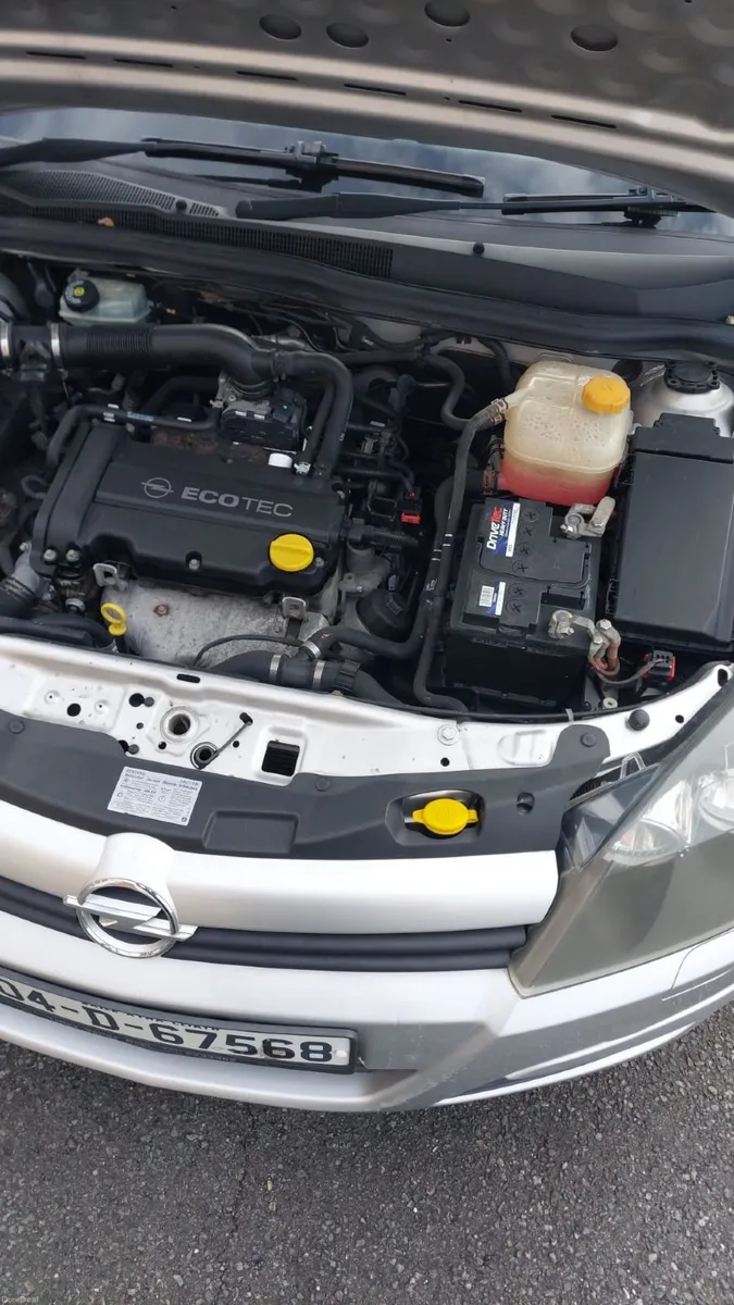 Opel Astra 2004 - Image 2