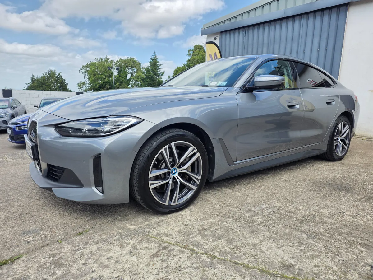 2024 BMW I4 35 SPORT * ONLY 22K MILES * - Image 3