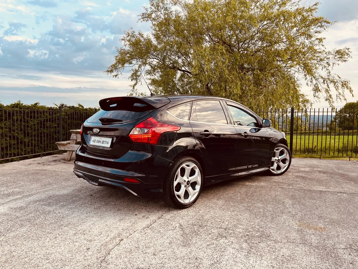 Ford Focus Titanium X Navigator 1.6 TDCI - Image 3