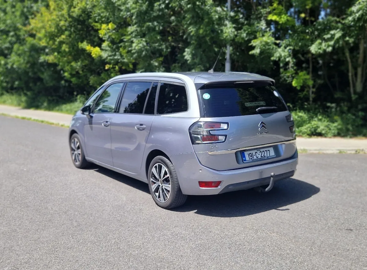 Citroen C4 Grand Picasso 2019 - 7 Seater - Image 3