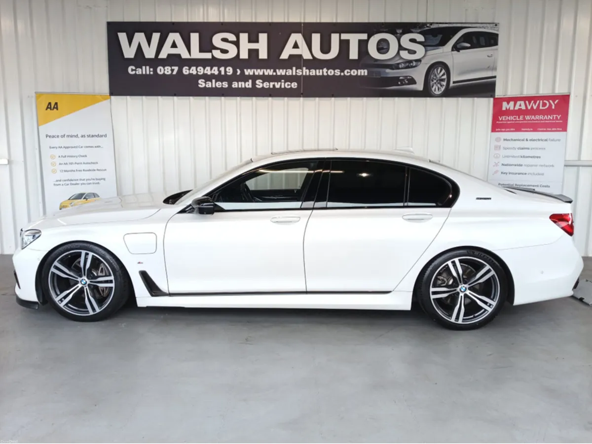 BMW 7-Series 2L DLA 7D20 4 DR AUTO - Image 4