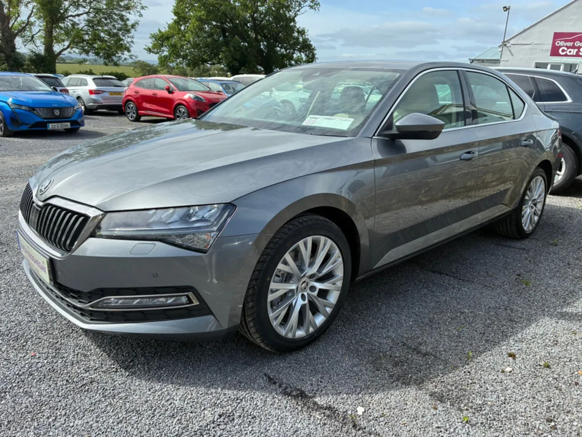Skoda Superb STYLE 2.0 TDI 150 BHP DSG - Image 4
