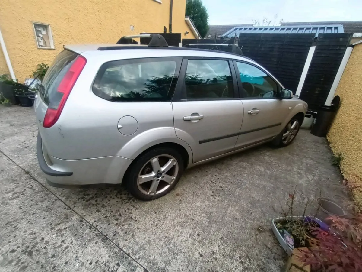Ford Focus - Image 2