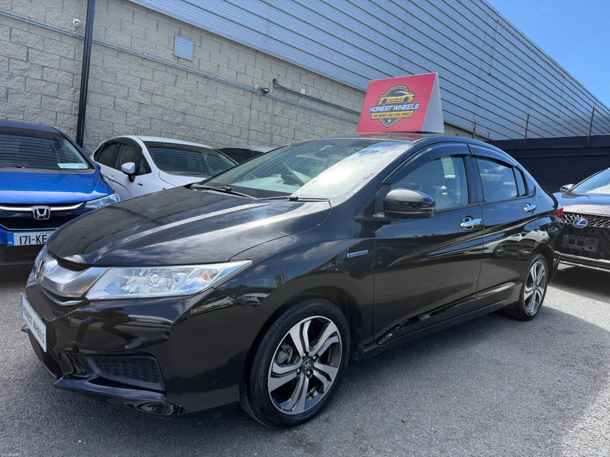 2015 Honda Grace 1.5 Petrol Hybrid Automatic - Image 3