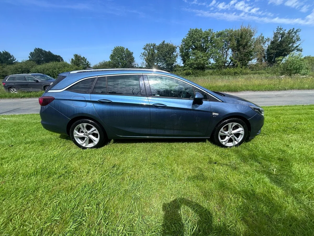 2017 Vauxhall Astra Sports Tourer SRi - Image 4