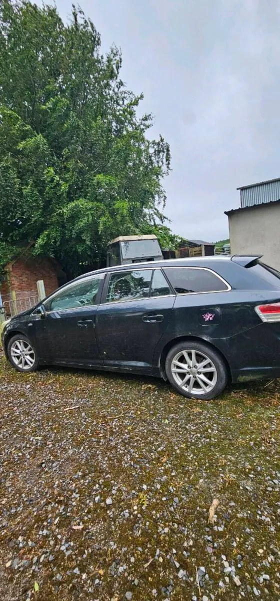 Toyota Avensis 2.2 D4D - Image 2