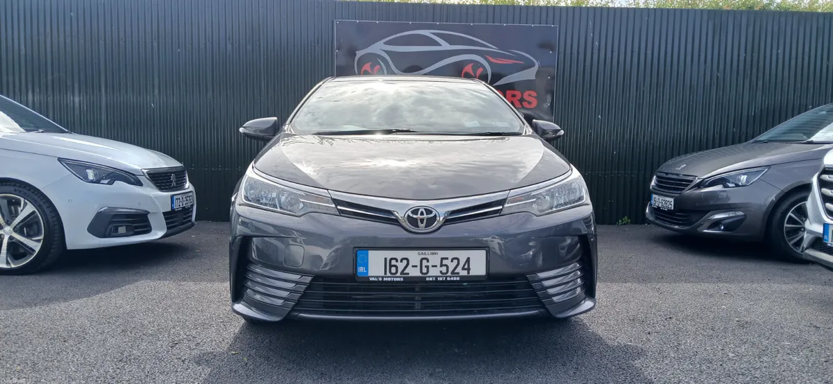 16 Toyota Corolla 1.3 Petrol 85 000km - Image 1