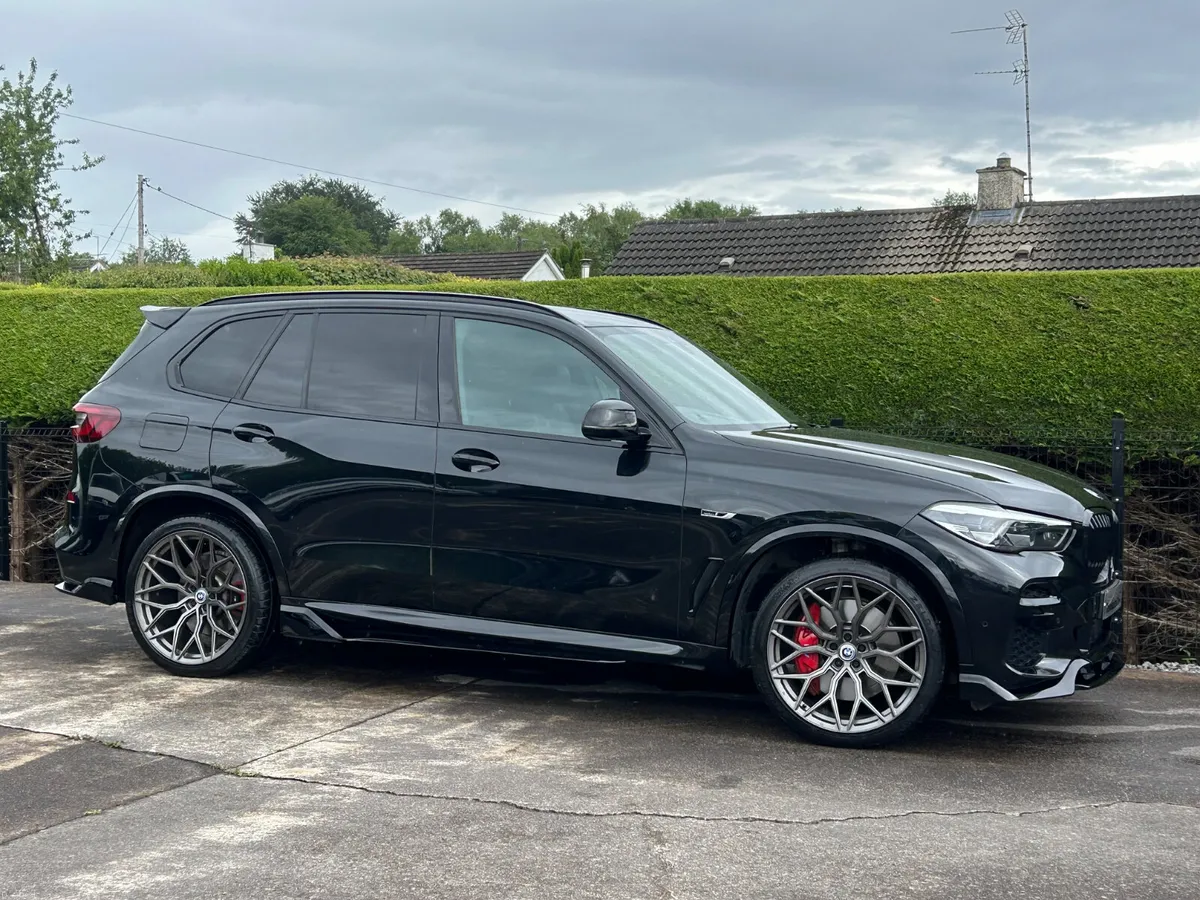 23 BMW X5 45E Mspt  €62500 on Irish Plates inc Vrt - Image 2