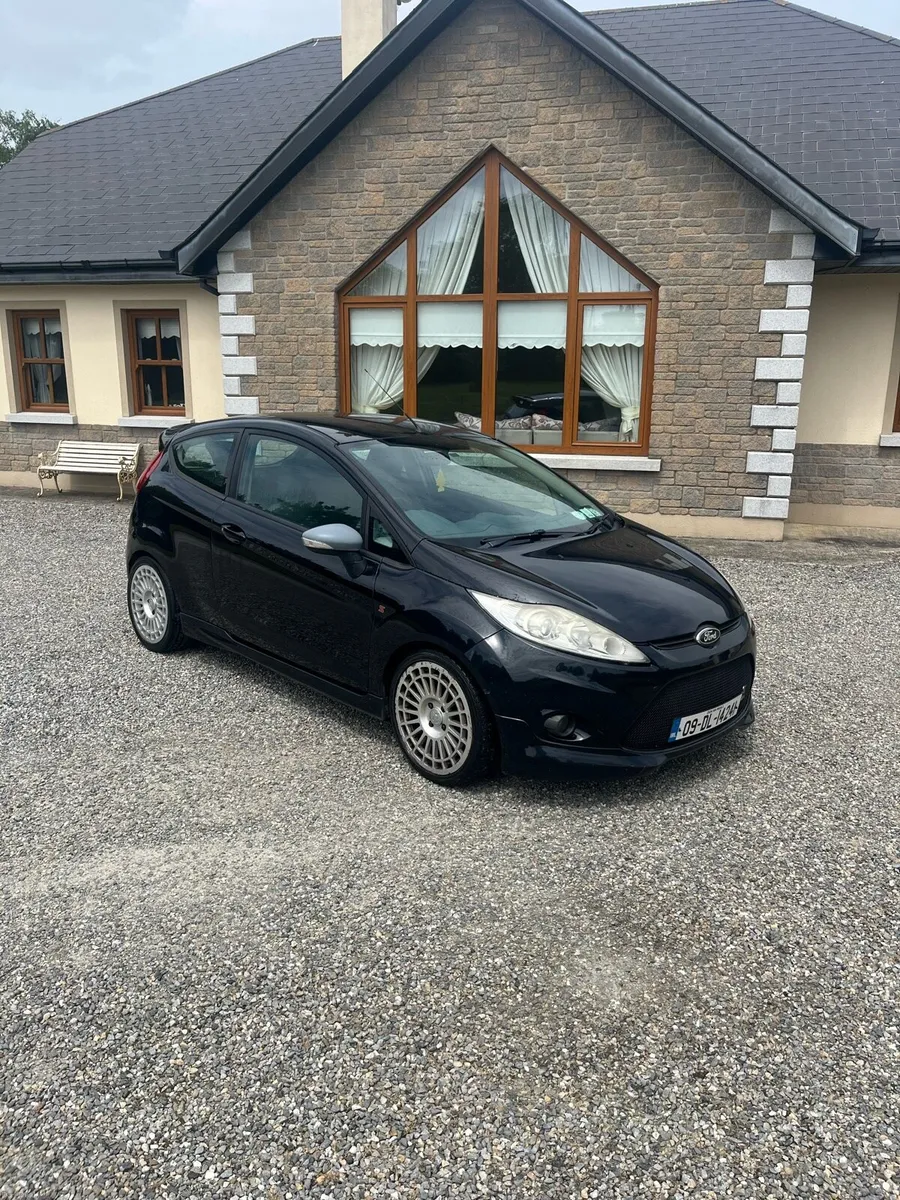 1.6 Fiesta Zetec S - Image 5