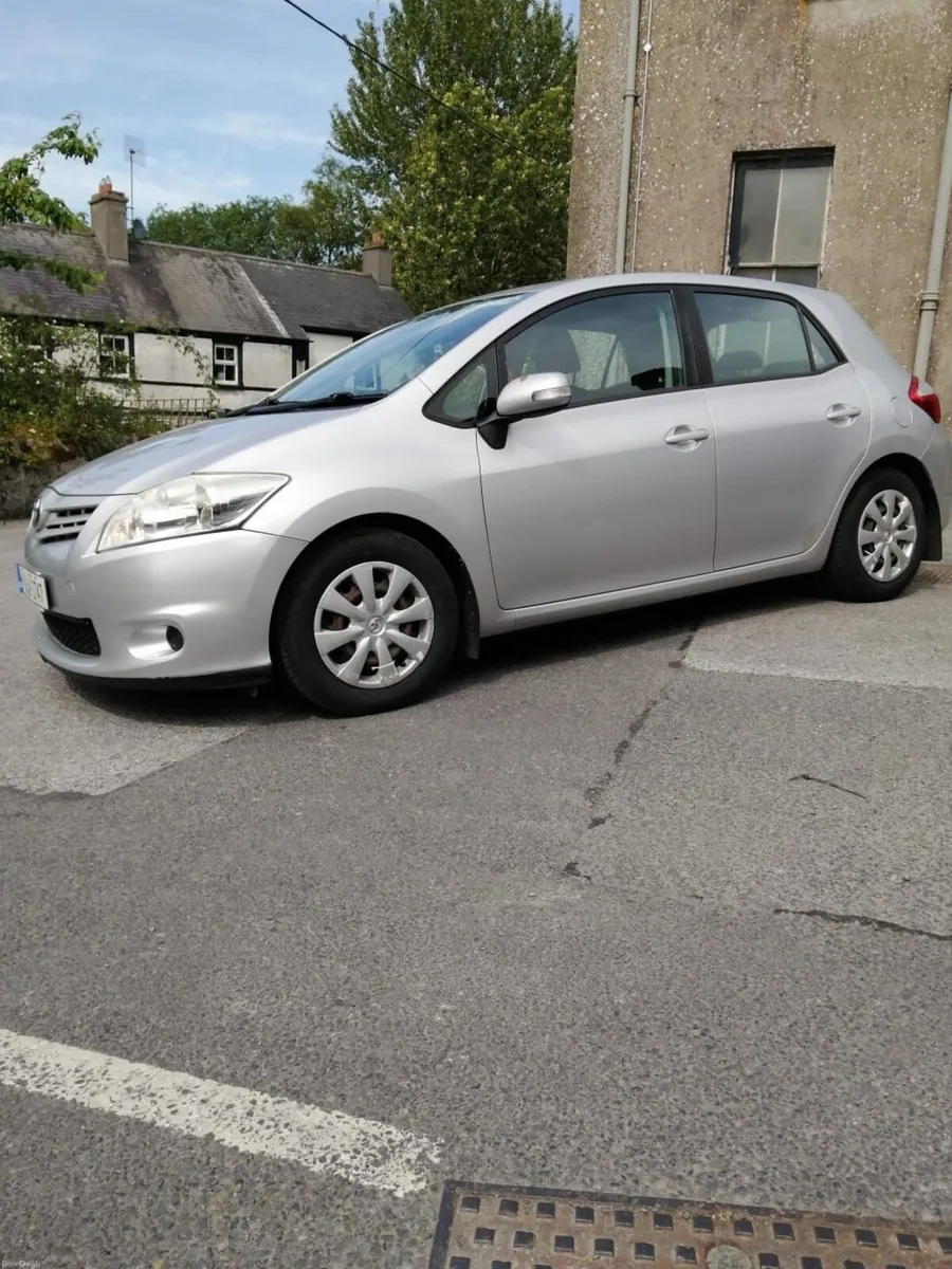 Toyota Auris 1.4 D4D - Image 1
