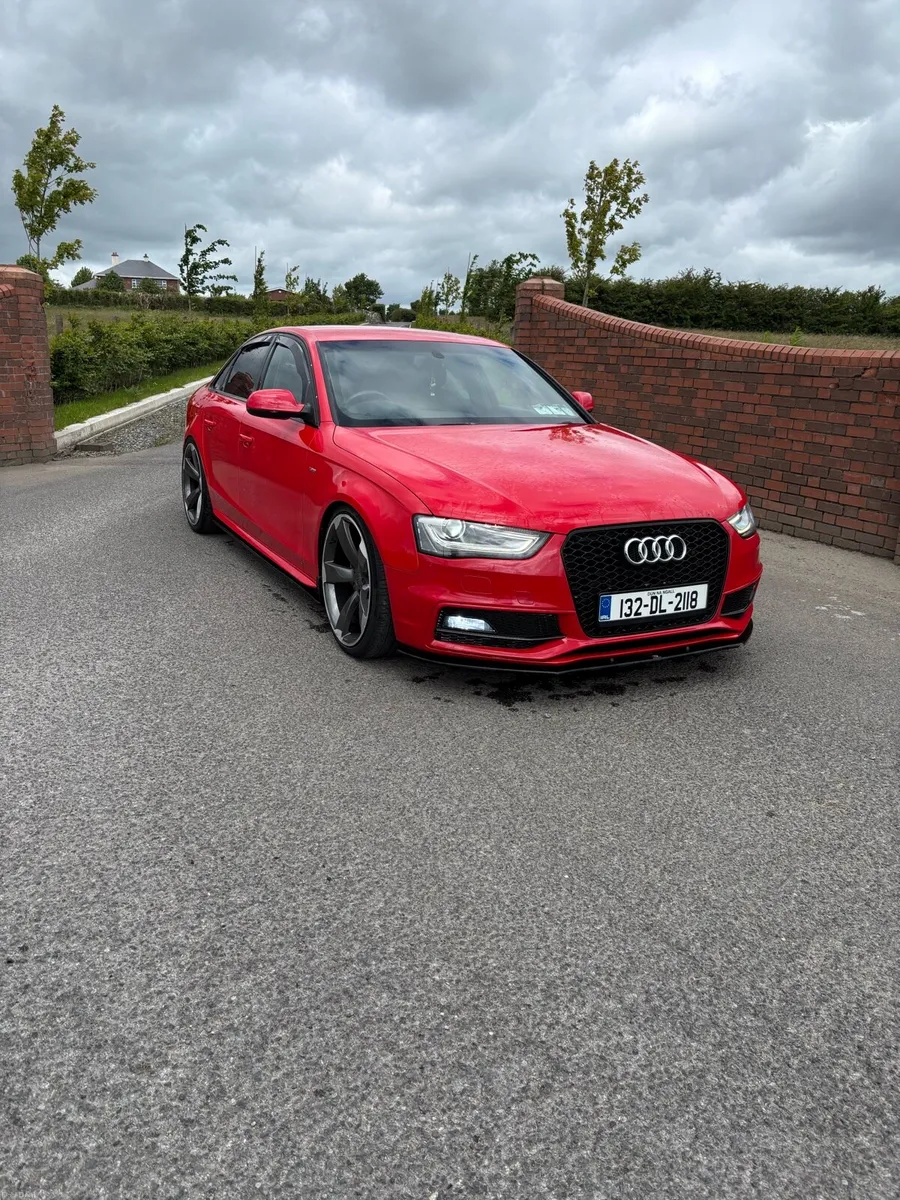 A4 Audi S-Line Black Edition - Image 2