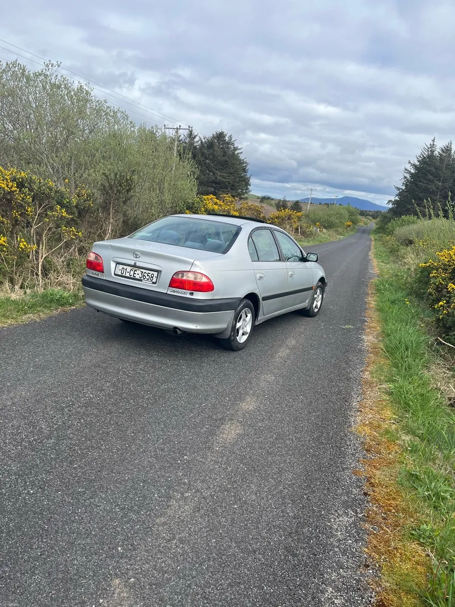 Toyota avensis - Image 2