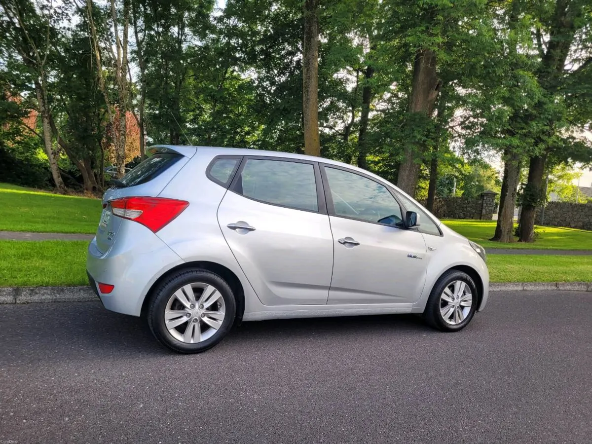 141 HYUNDAI IX20 NCT/TAXED. MANUAL. - Image 2