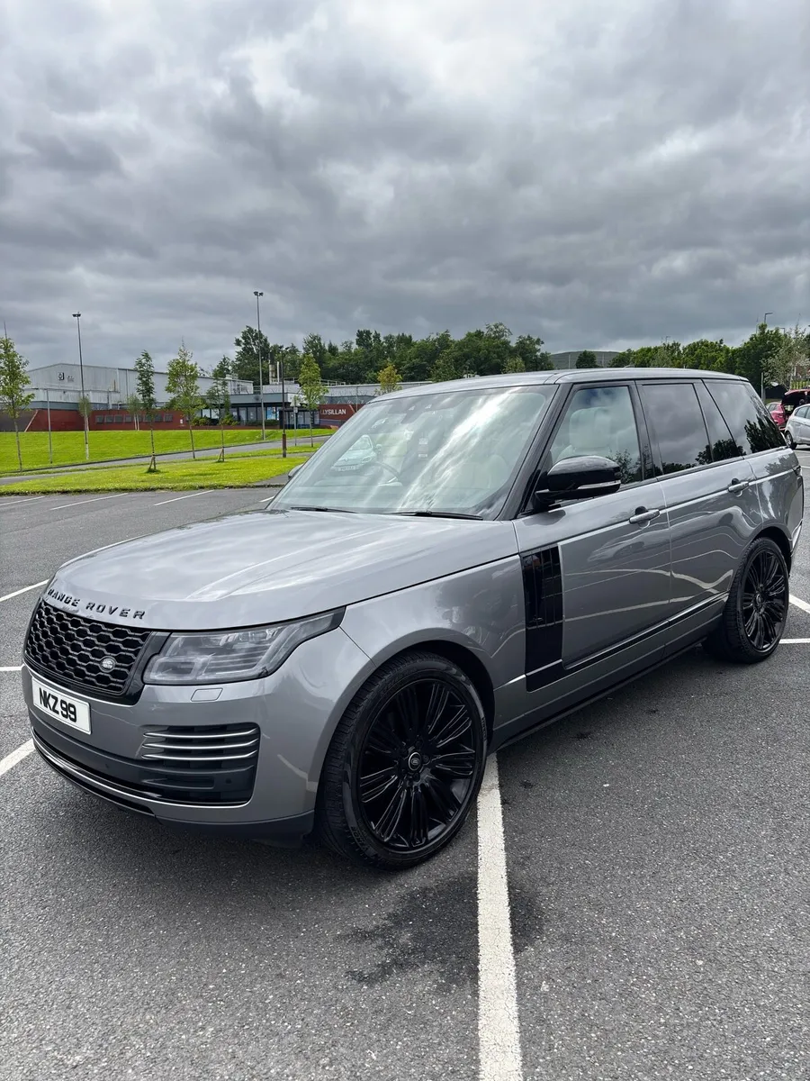 Range Rover Vogue - Image 1