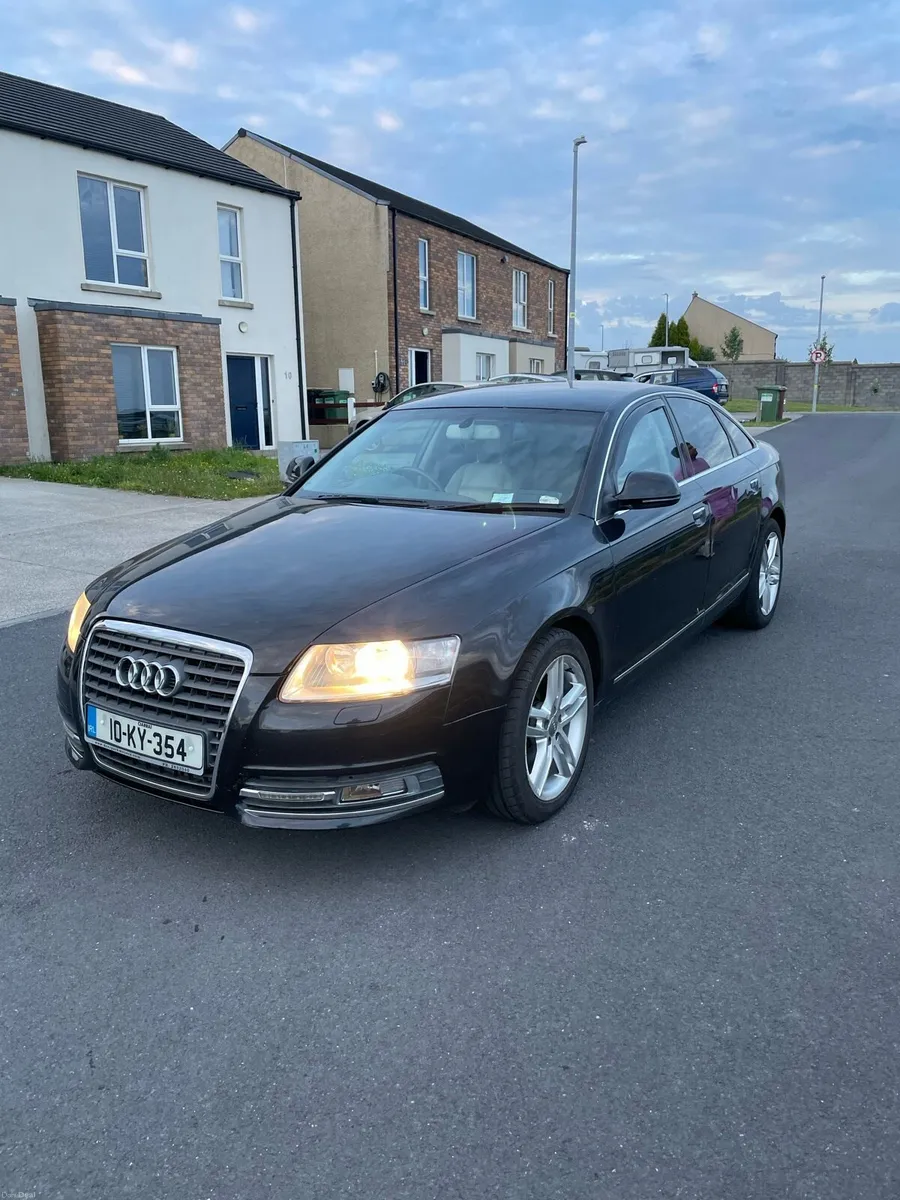 2010 AUDI A6 - Image 1