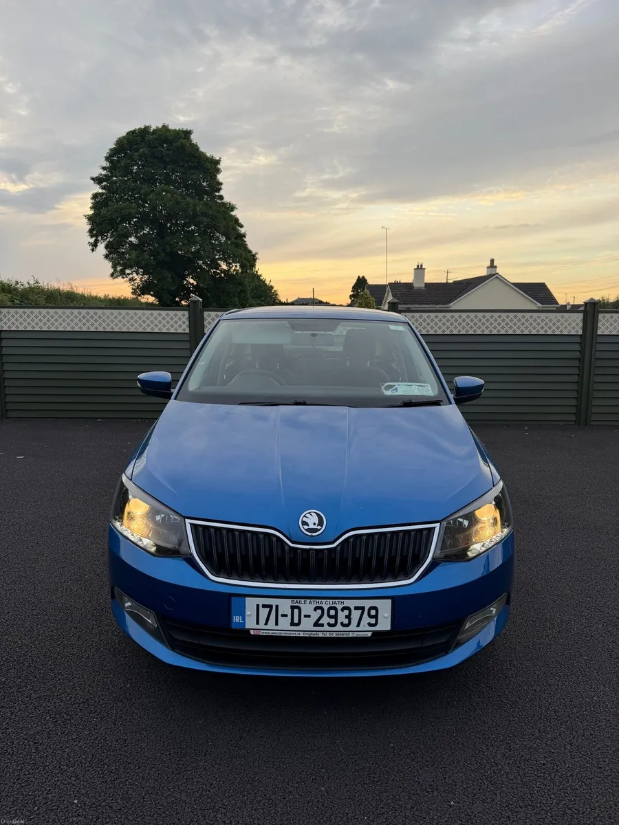 Skoda Fabia 1.2tsi *one owner from new* - Image 3