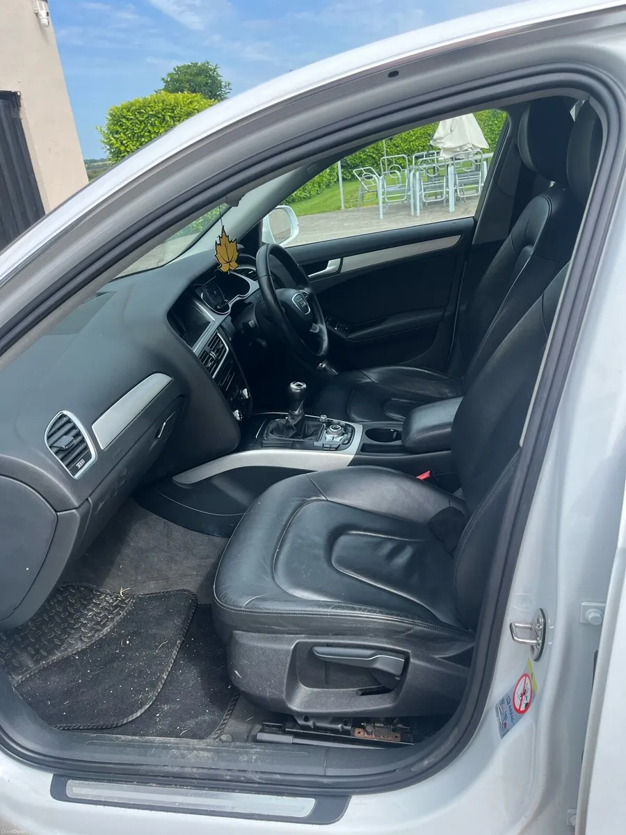 Car - Image 2
