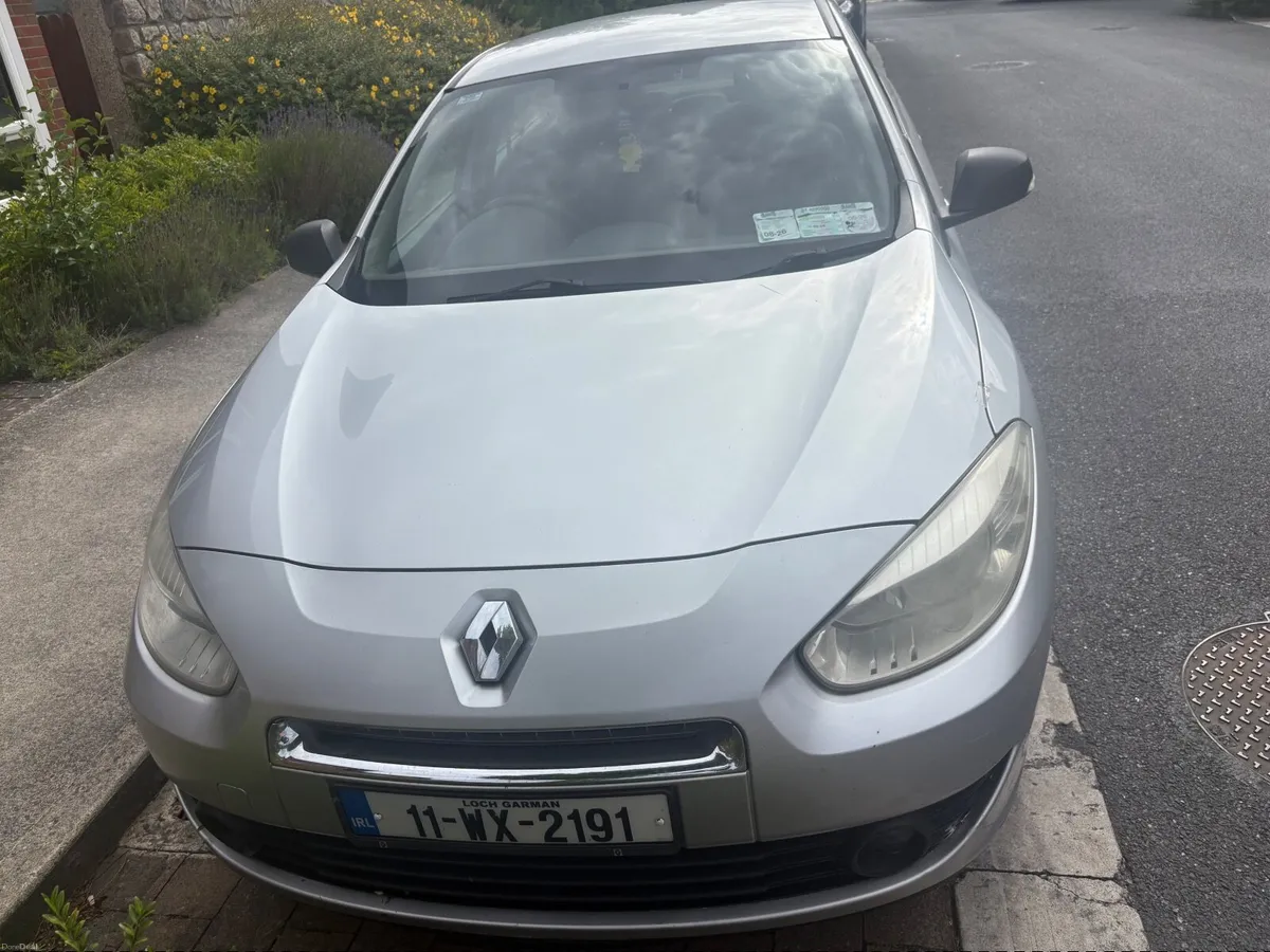 Renault Fluence 2011 - Image 4