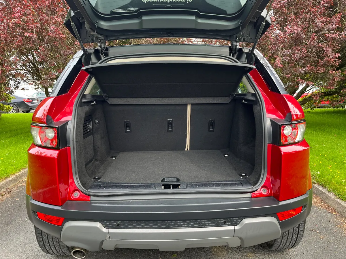 Land Rover Range Rover Evoque 2015 2.2d - Image 3