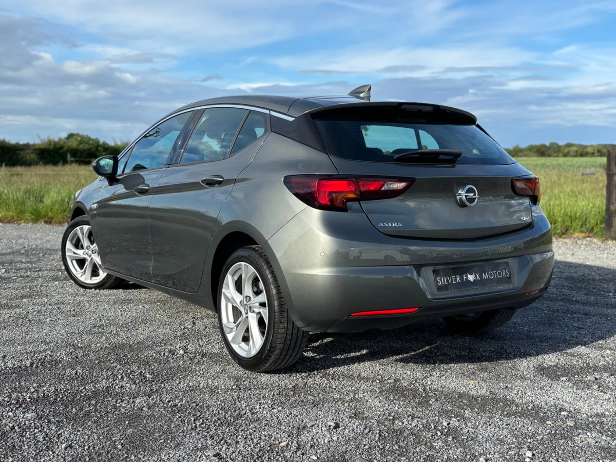 Opel Astra 1.6 CDTI 2018 – Excellent Condition - Image 5