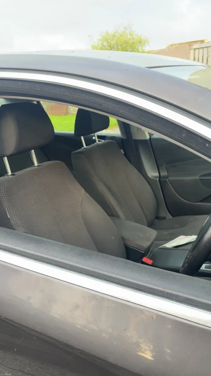 2008 Passat - Image 2