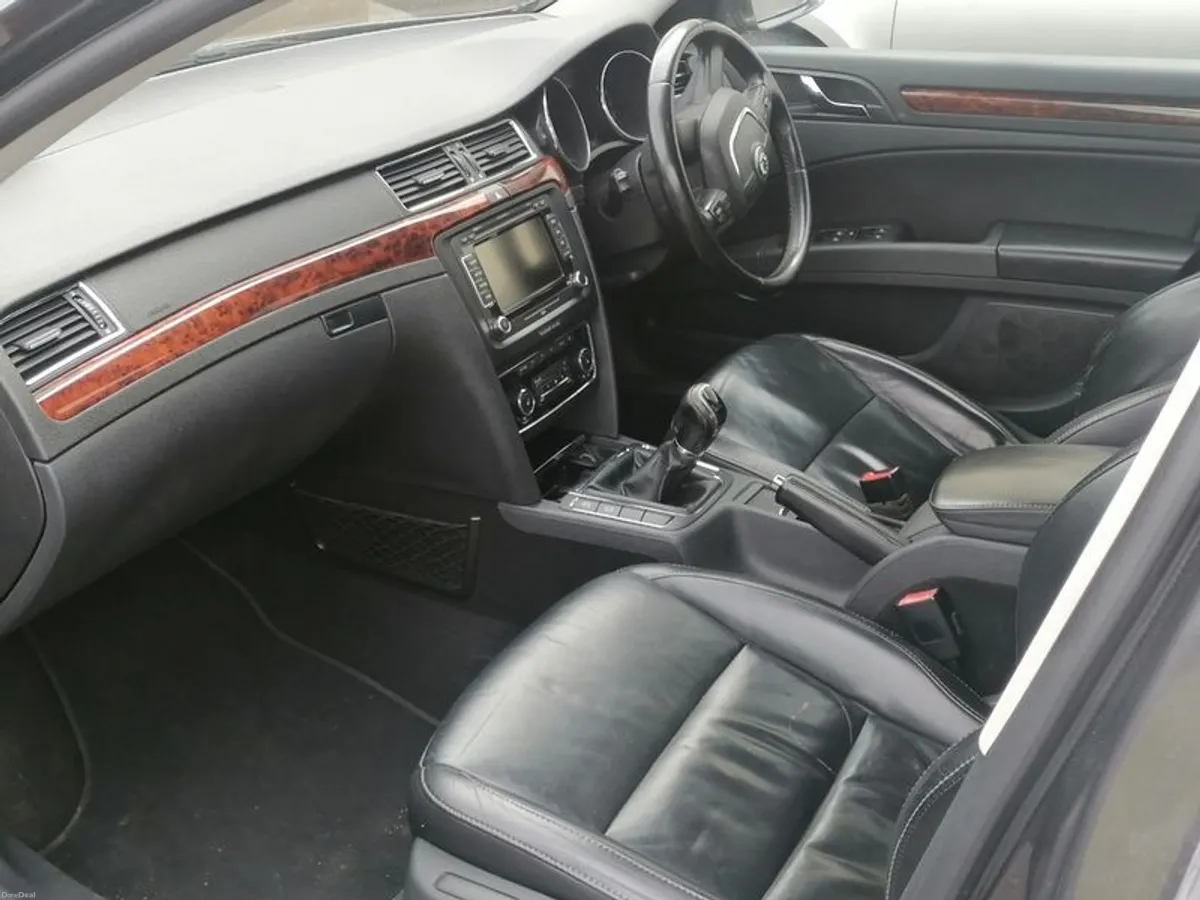 Skoda Superb Estate, 4x4, 200 BHP - Image 4