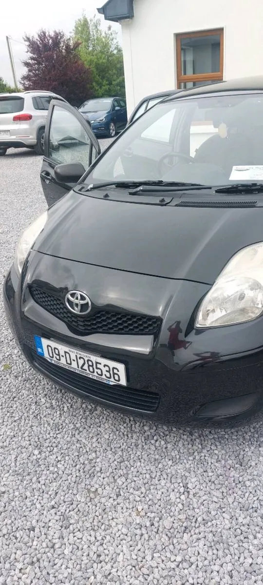 NEW 12 MONTH N.C.T.2009 1.33 Toyota Yaris - Image 3