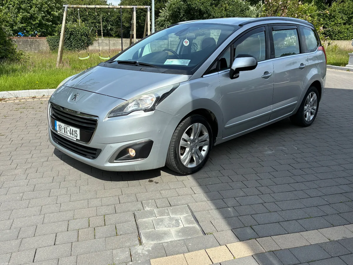2016 Peugeot 5008 7 seater - Image 2