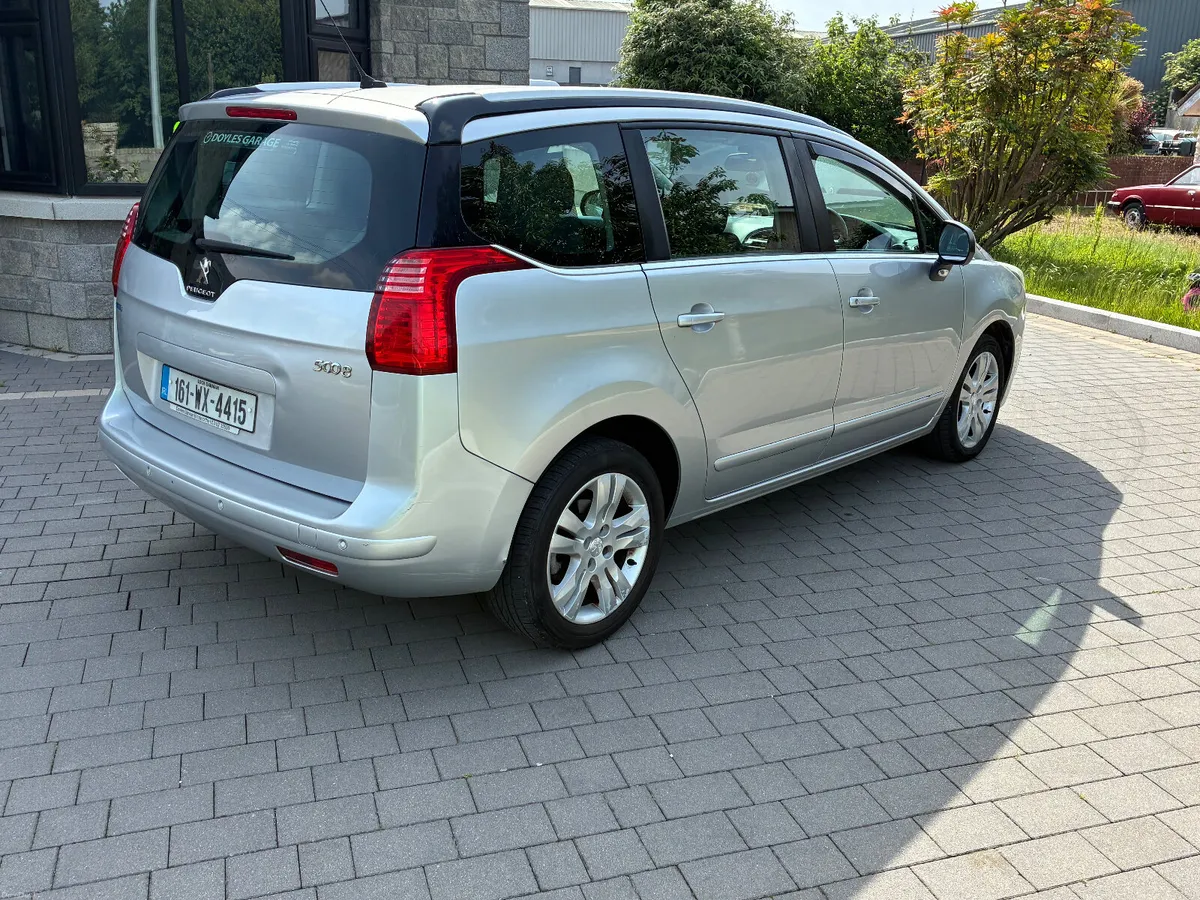 2016 Peugeot 5008 7 seater - Image 6