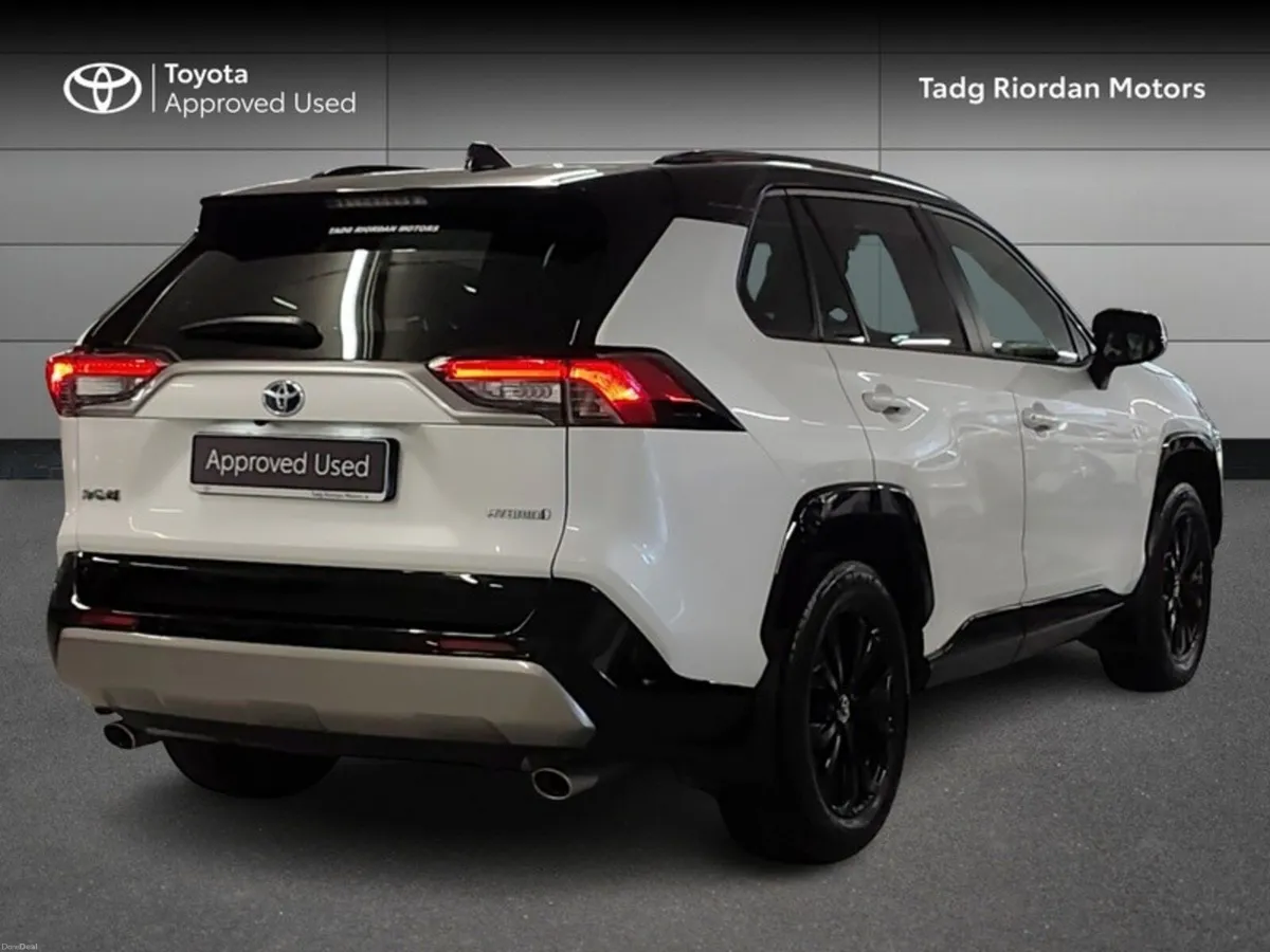 Toyota RAV4 HYBRID SPORT - Image 2