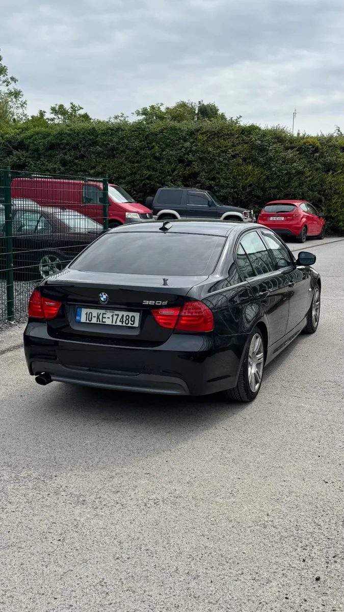 BMW 3-Series E90 318D MSport 2010 - Image 3