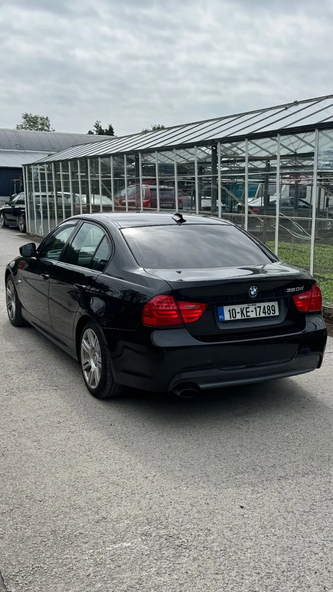 BMW 3-Series E90 318D MSport 2010 - Image 4