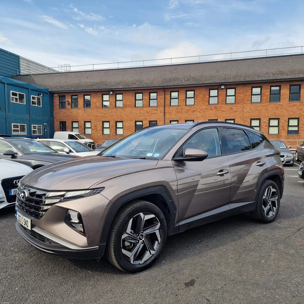 Hyundai Tucson 2023 Petrol Plug-in Hybrid - Image 2