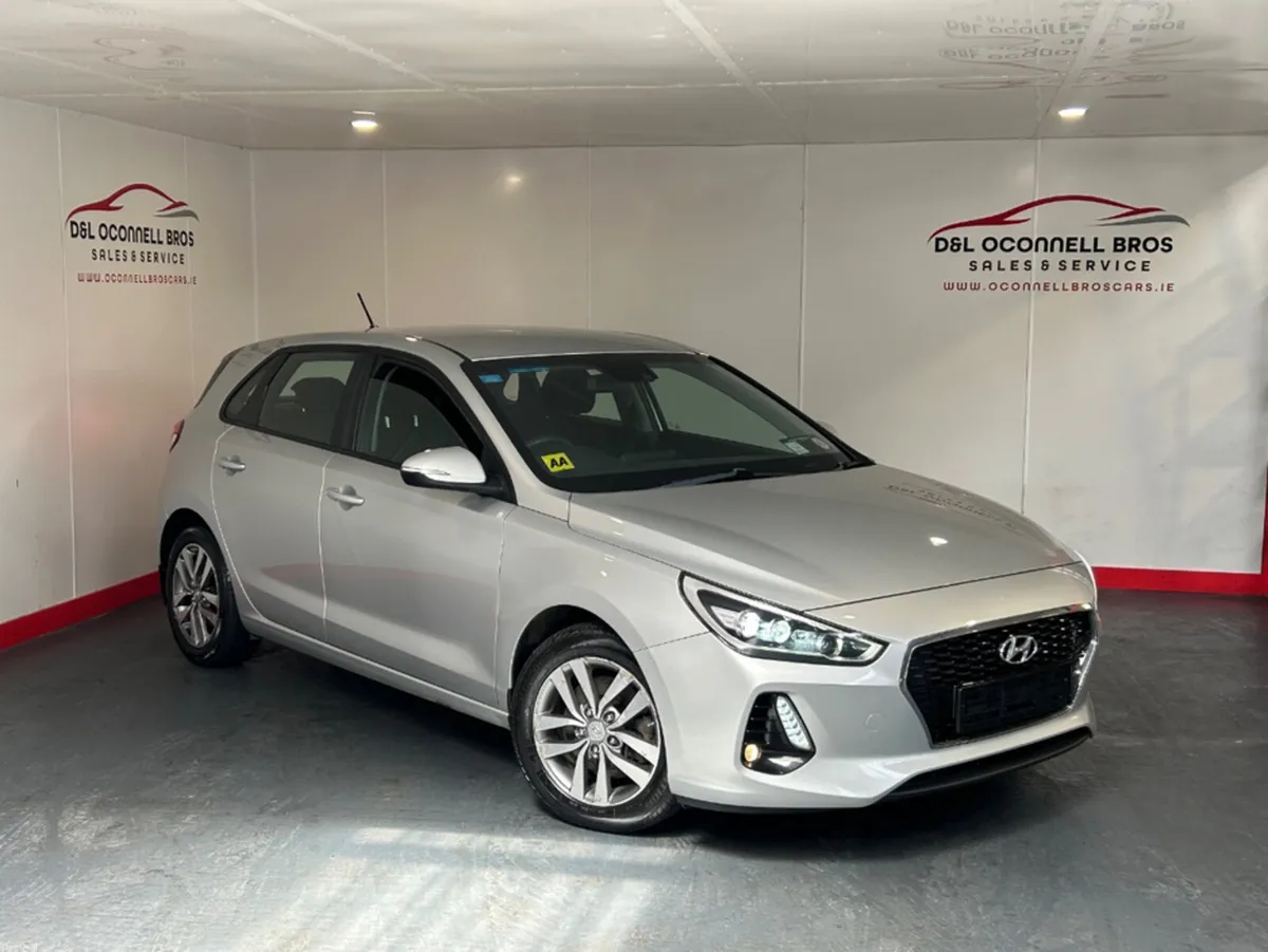 Hyundai i30 I 30 DELUXE 5DR - Image 1