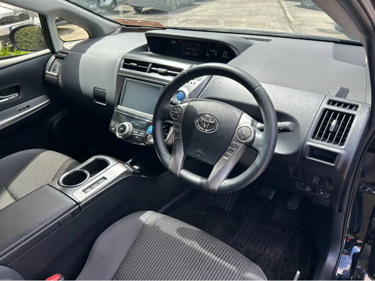 Toyota Prius 7 SEATER AUTOMATIC HYBRID 1.8 PETROL - Image 5