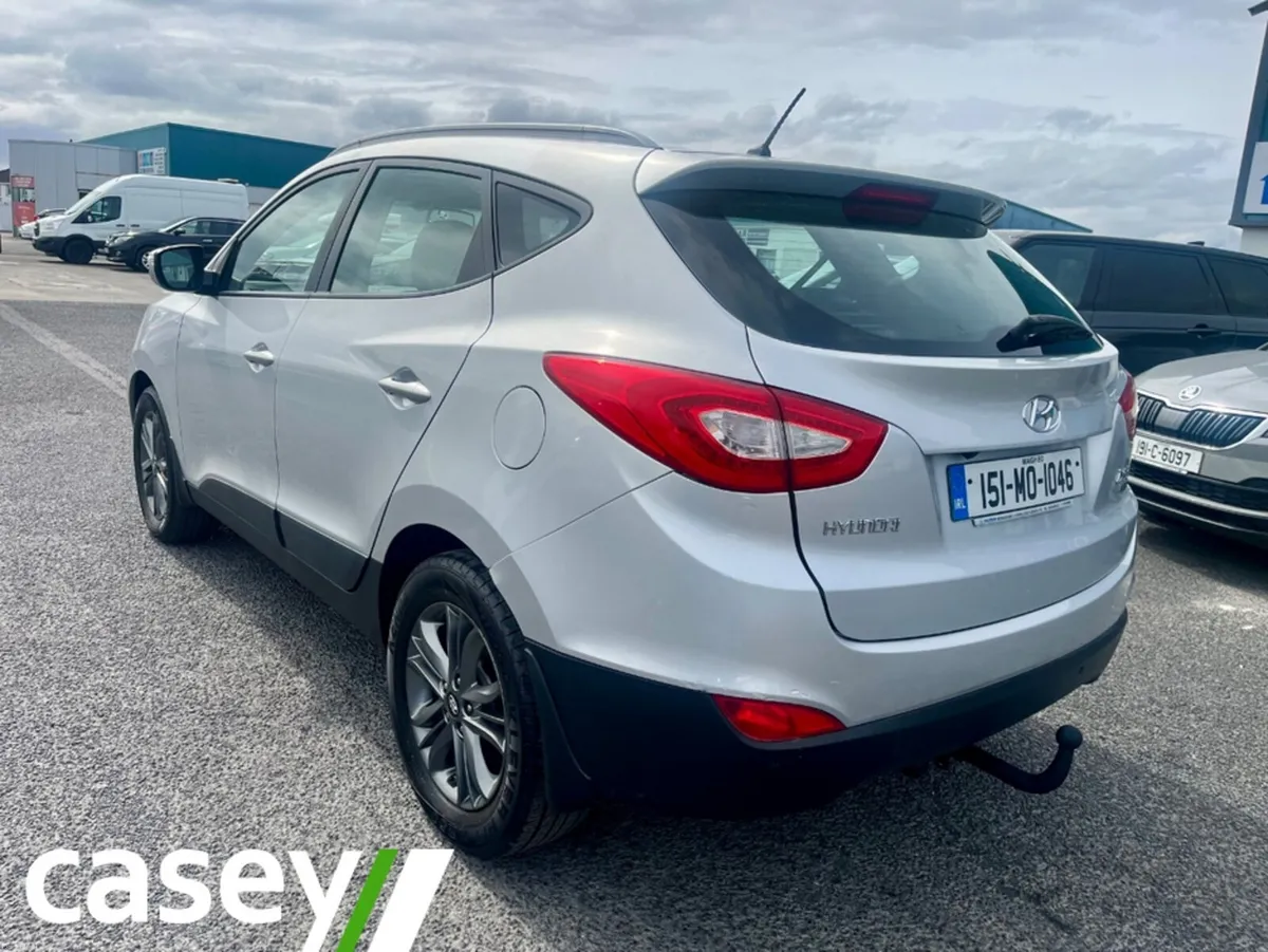 Hyundai ix35 1.7 EXECUTIVE 4DR - Image 2