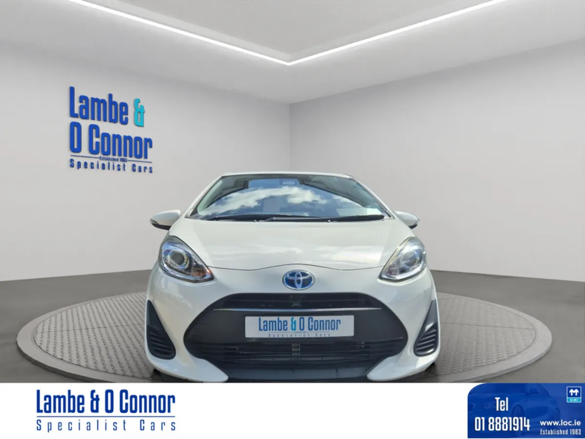Toyota Aqua 1.5  SELF CHARGING HYBRID  AUTOMATIC * - Image 4