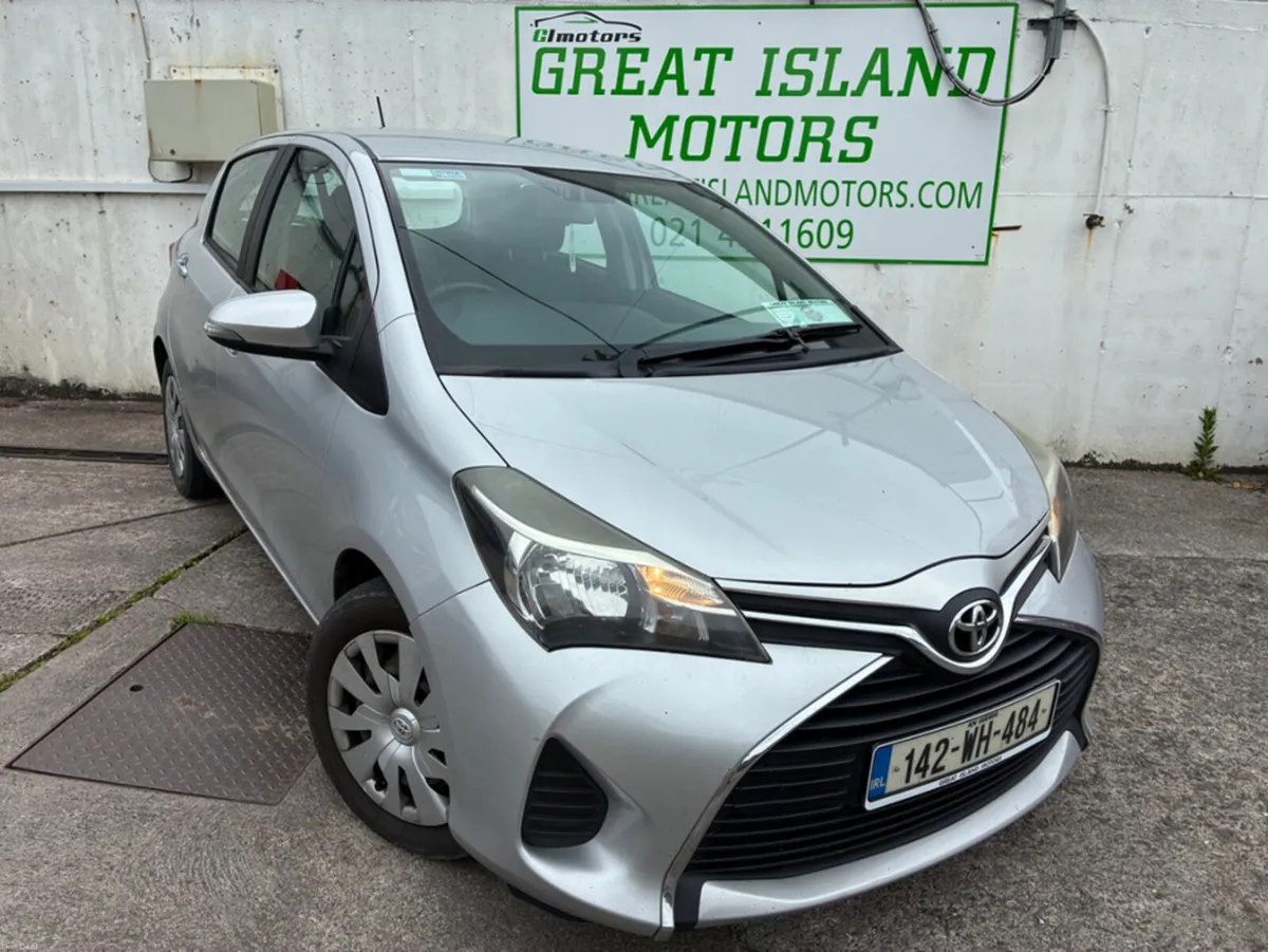Toyota Yaris 1.0 LUNA MC 4DR - Image 1