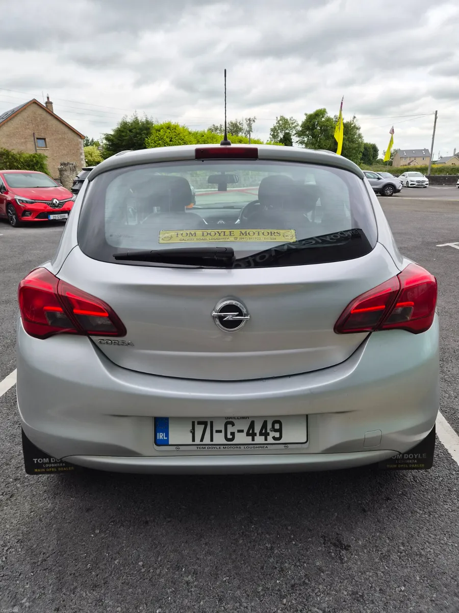 Opel Corsa 2017 1.4L Petrol Manual - Image 4