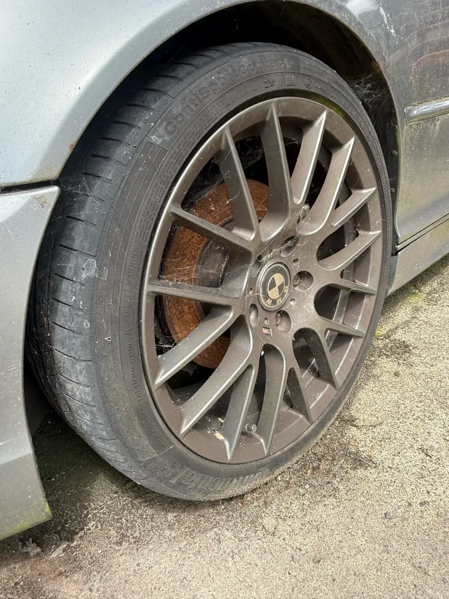 E46 320D - Image 3