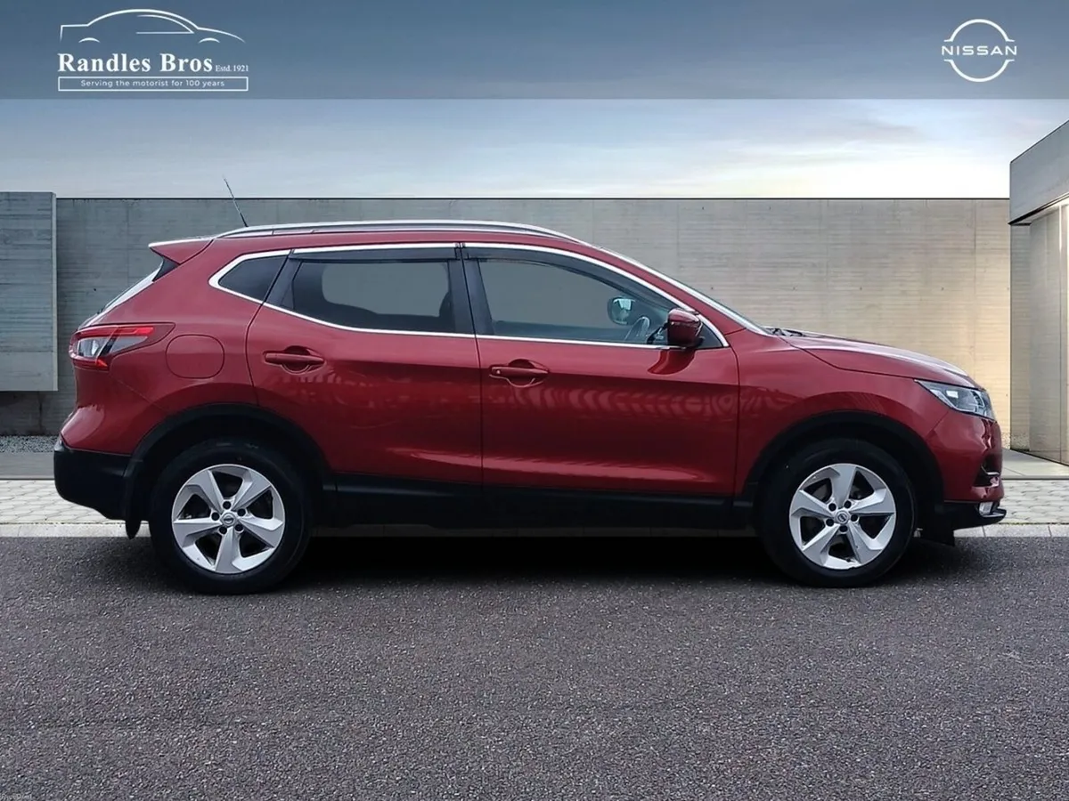 Nissan Qashqai 1.5 DSL SE - Image 5