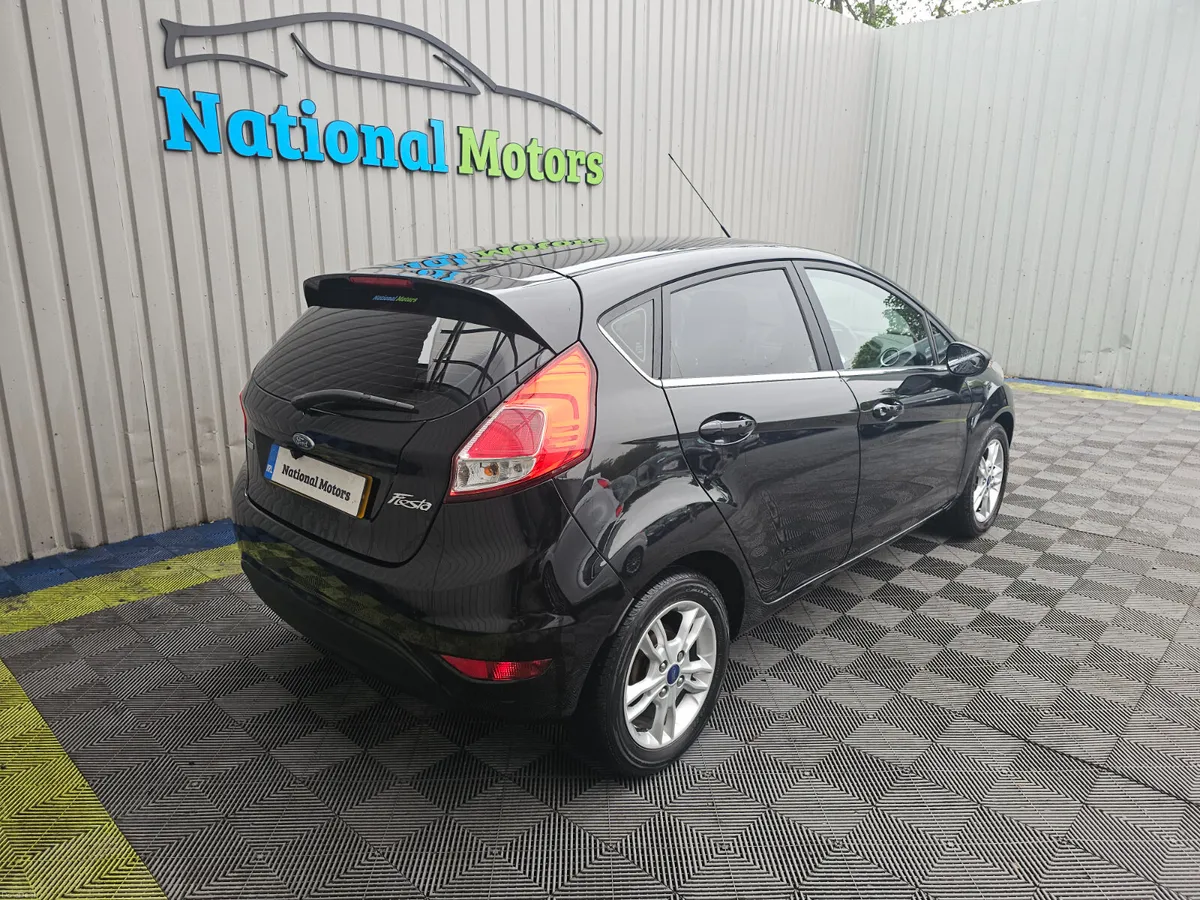 2017 Ford Fiesta 1.0 Petrol - Image 3