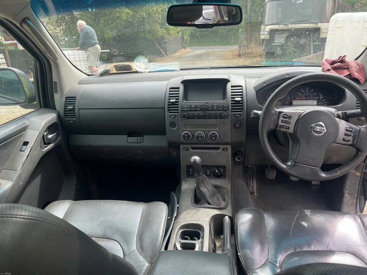 Nissan Navara - Image 4